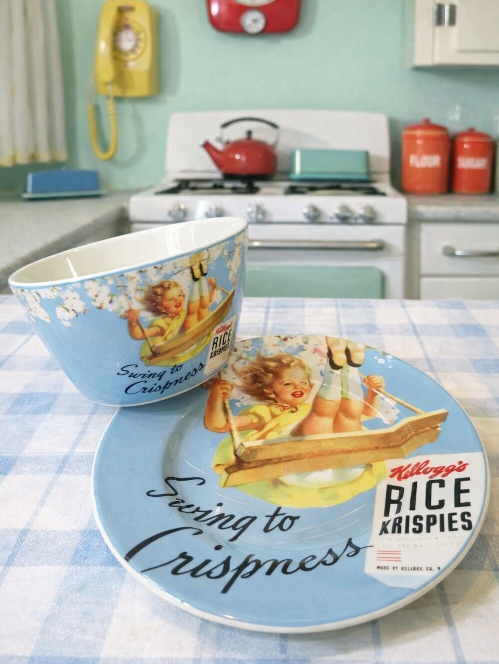 Kellogg's Rice Krispies 'Swing to Crispness' Plate and Bowl - Blue